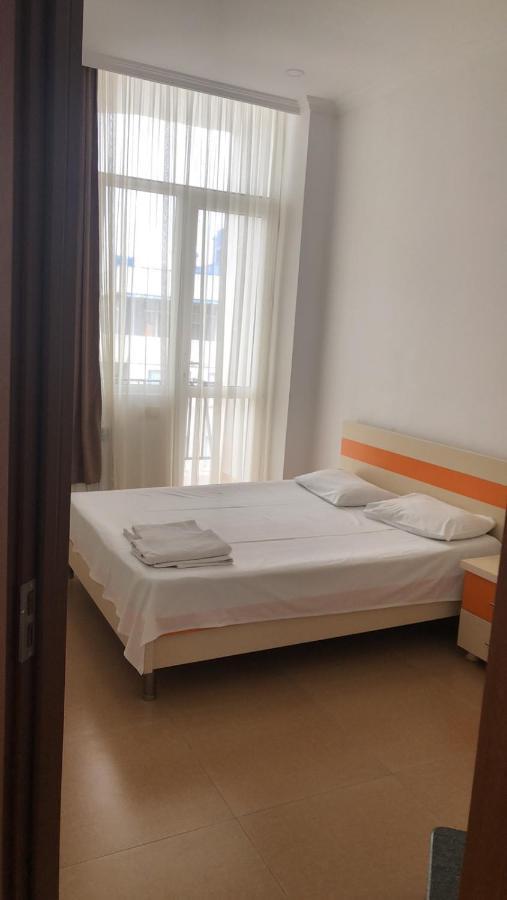 Orange Home Hotel Batumi Exteriér fotografie