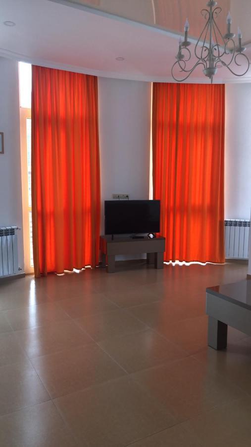 Orange Home Hotel Batumi Exteriér fotografie