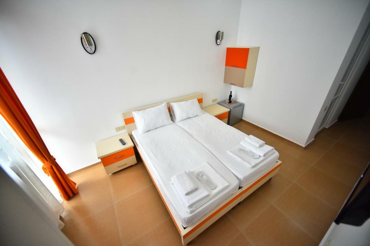 Orange Home Hotel Batumi Exteriér fotografie