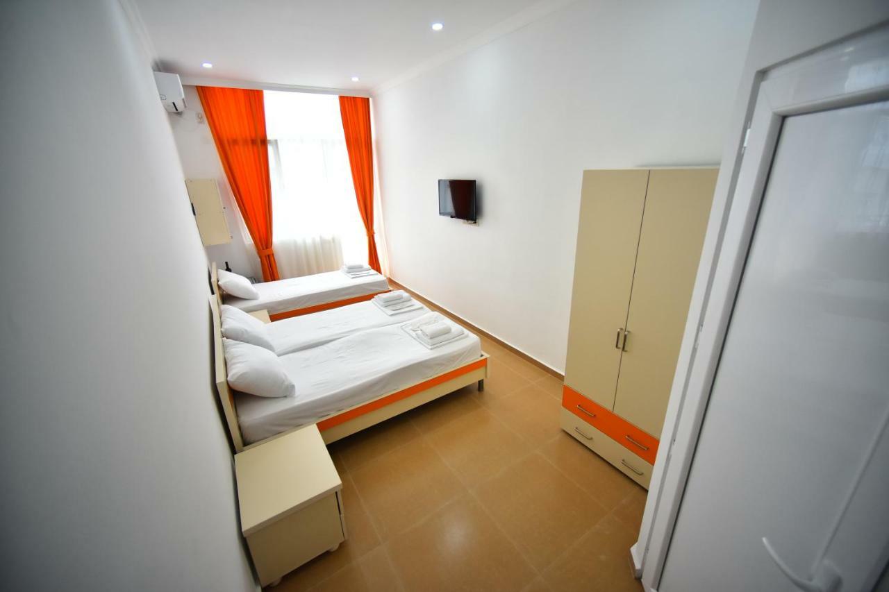 Orange Home Hotel Batumi Exteriér fotografie