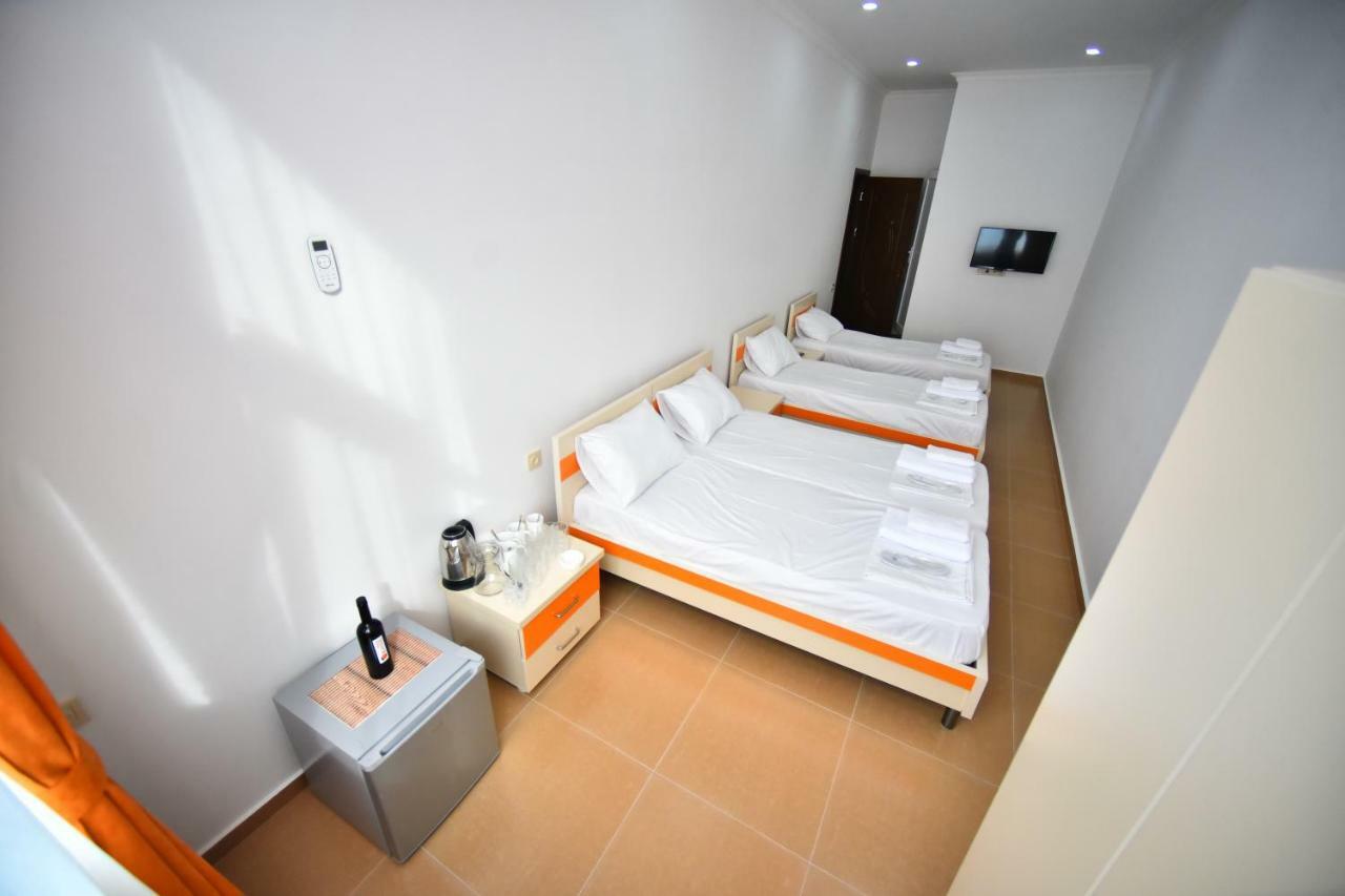 Orange Home Hotel Batumi Exteriér fotografie