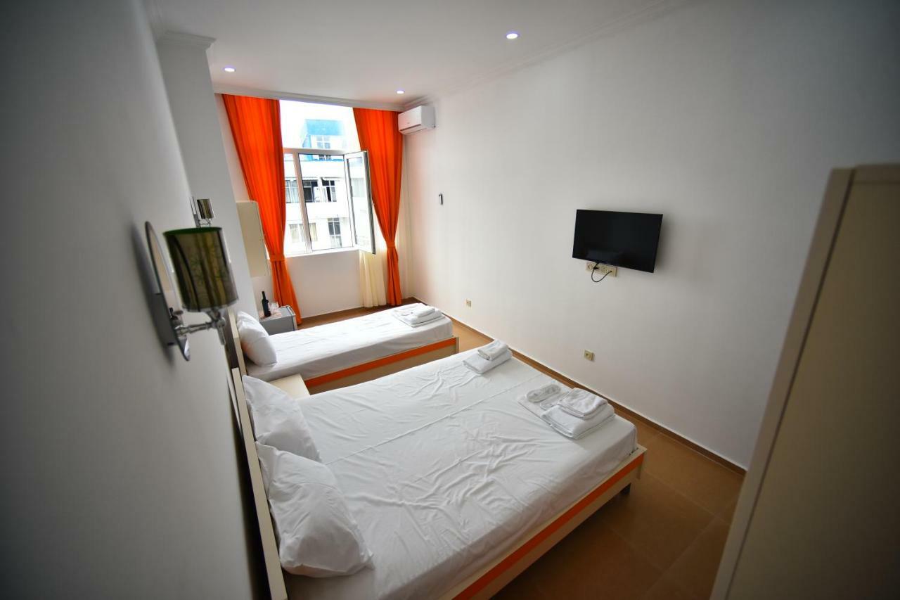 Orange Home Hotel Batumi Exteriér fotografie
