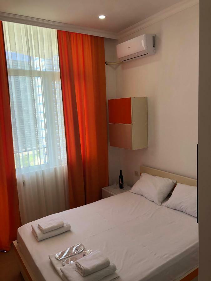 Orange Home Hotel Batumi Exteriér fotografie