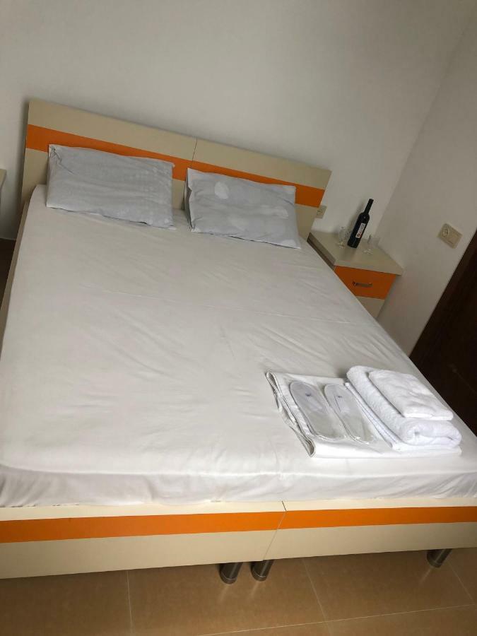 Orange Home Hotel Batumi Exteriér fotografie